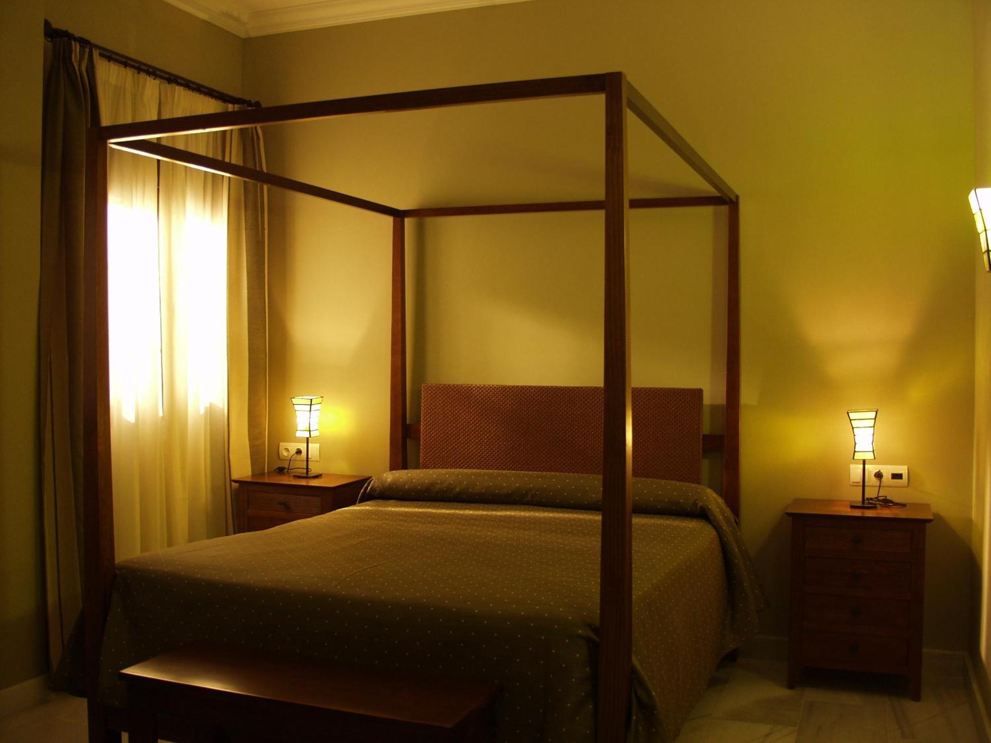 Hotel Las Casas Del Duque Osuna Eksteriør billede