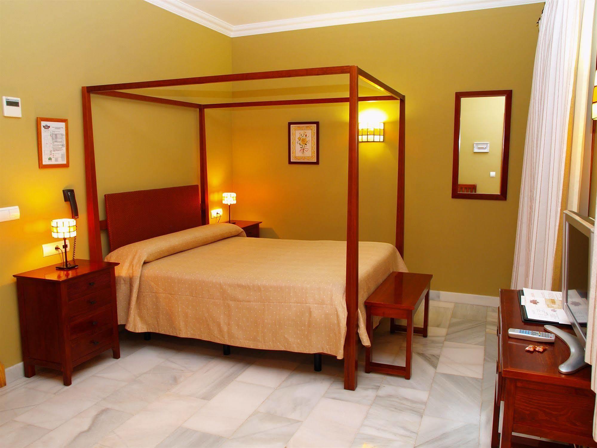 Hotel Las Casas Del Duque Osuna Eksteriør billede